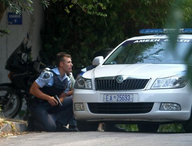 ΕΚΤΑΚΤΟ: Οπλισμένος άντρας σε κτίριο του ΟΚΑΝΑ στα Χανιά αντάλλαξε πυροβολισμούς με αστυνομικούς (φωτό, βίντεο) (upd)